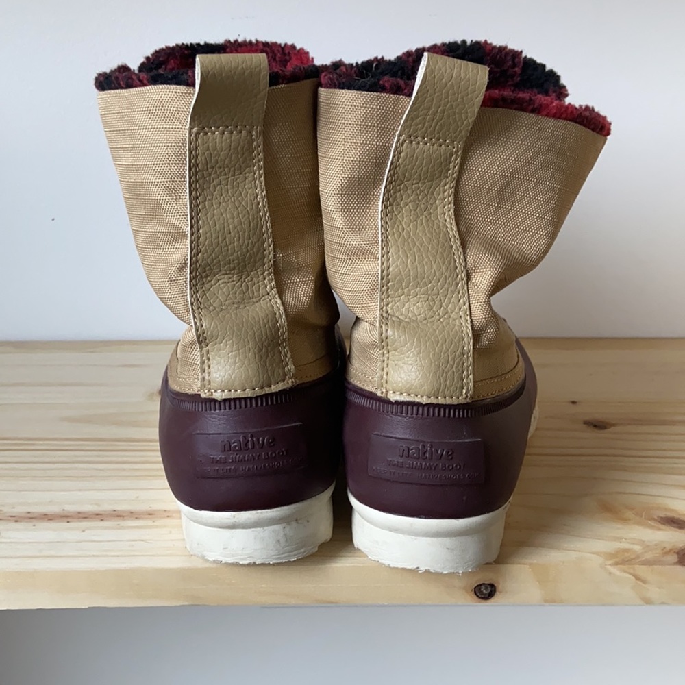 Native boots - Picture 2 of 3